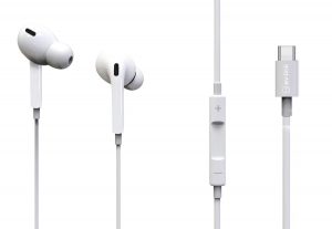Digital USB Type-C Earphones in white. Suitable to use with a range of devices. Compatible with Google & Siri voice control.